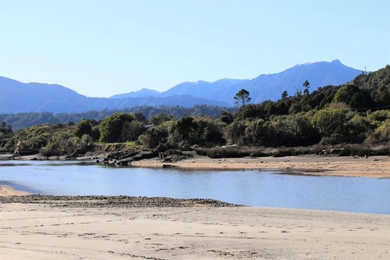 Photo of property in 18 Horncastle Crescent, Little Wanganui, Karamea, 7893