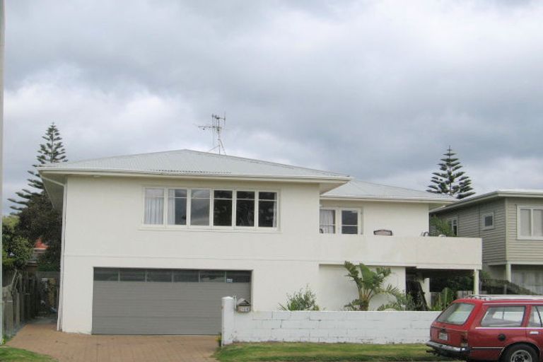 Photo of property in 120 Marine Parade, Mount Maunganui, 3116