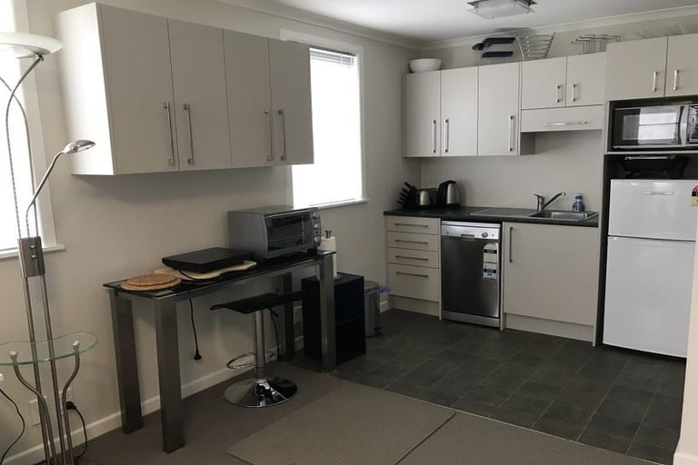 Photo of property in 39 Norwich Street, Wilton, Wellington, 6012