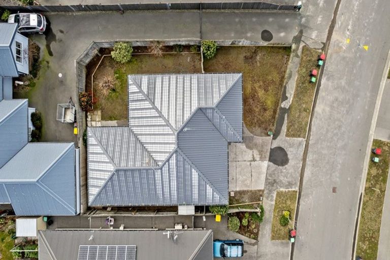 Photo of property in 32 Surfers Place, North New Brighton, Christchurch, 8083