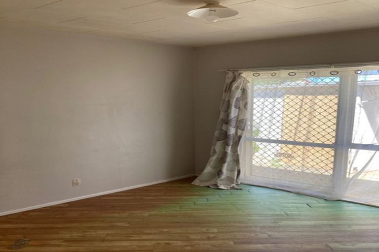 Photo of property in 3 Damian Way, Weymouth, Auckland, 2103