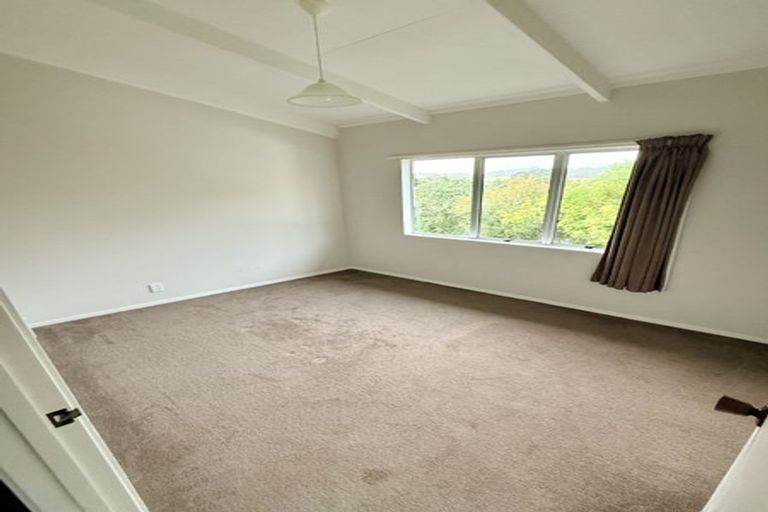 Photo of property in 21 William Hadlow Place, Hatfields Beach, Orewa, 0931