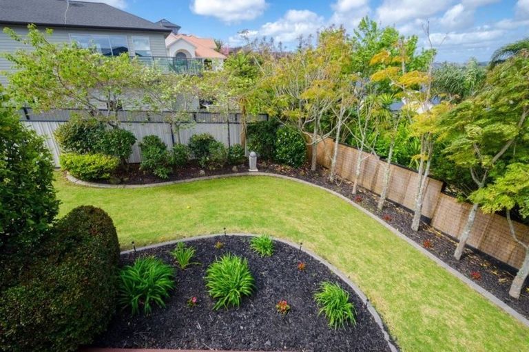 Photo of property in 37 Bannings Way, Hobsonville, Auckland, 0618