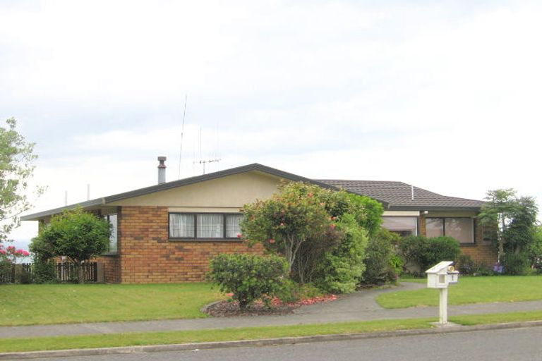 Photo of property in 98 Hamurana Road, Omokoroa, 3114