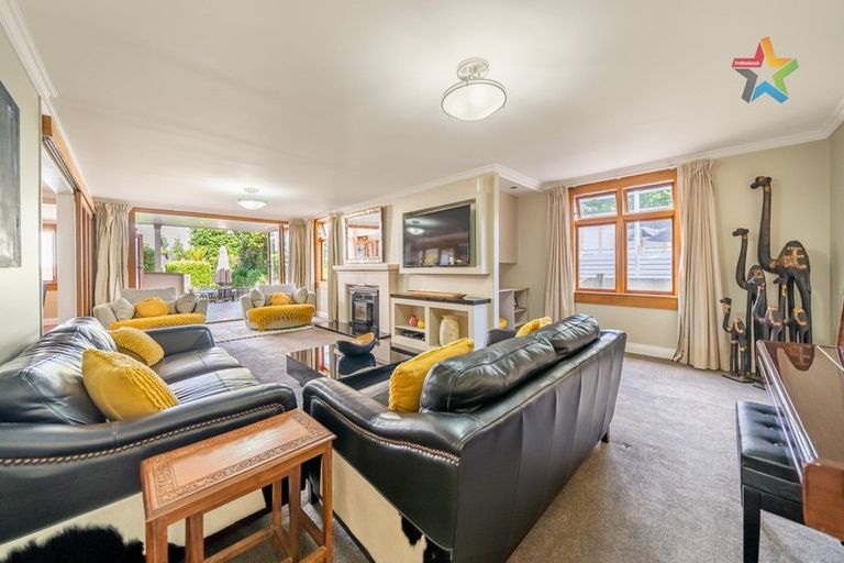 Photo of property in 9 Military Road, Boulcott, Lower Hutt, 5010