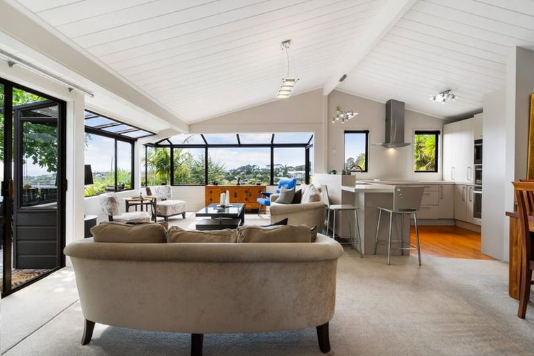 Photo of property in 5 Amante Crescent, Mairangi Bay, Auckland, 0630