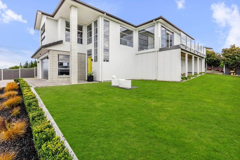 Photo of property in 32 Manhattan Rise, Orewa, 0931
