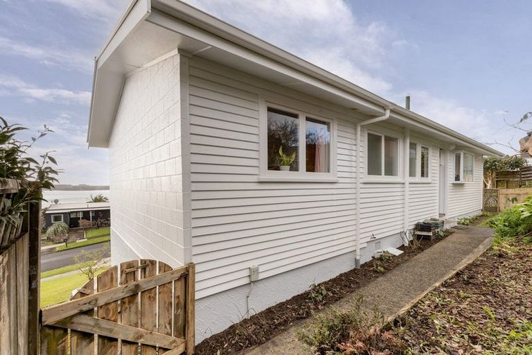 Photo of property in 5 Vivian Drive, Omokoroa, 3114