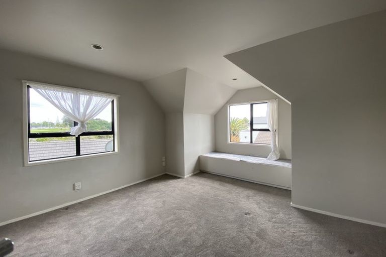 Photo of property in 56 De Quincey Terrace, Highland Park, Auckland, 2010