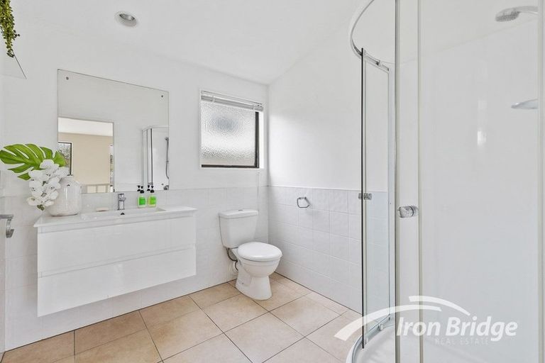 Photo of property in 2/44 Northboro Road, Hauraki, Auckland, 0622