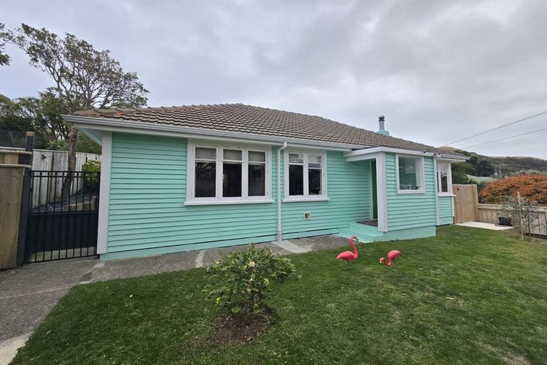 Photo of property in 118 Rawhiti Road, Pukerua Bay, 5026