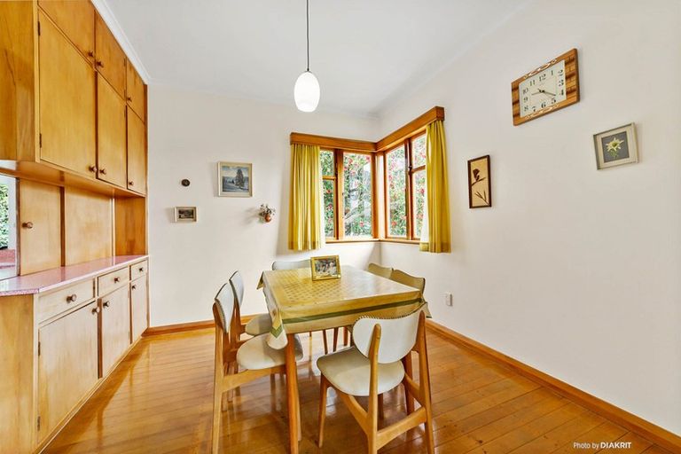 Photo of property in 12c Edinburgh Terrace, Berhampore, Wellington, 6023