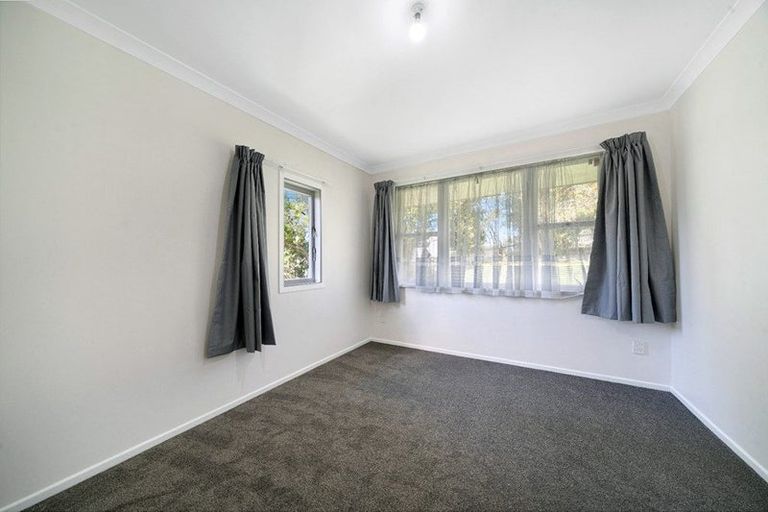 Photo of property in 93 Rosier Road, Glen Eden, Auckland, 0602