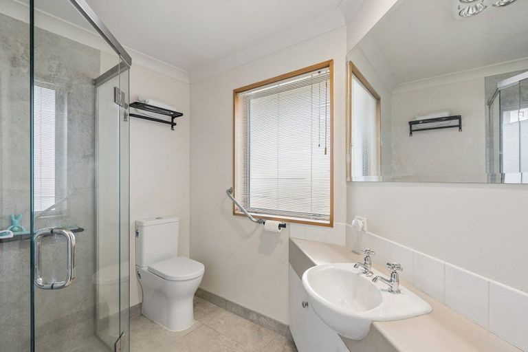 Photo of property in 17 Orchard Place, Cromwell, 9310