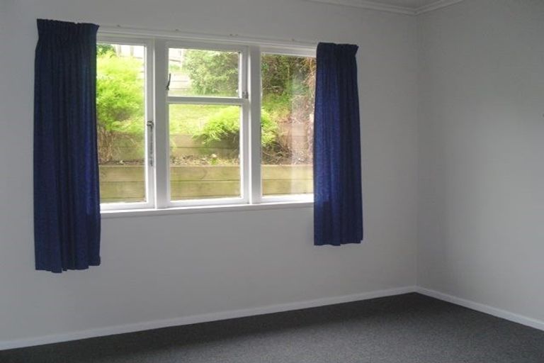 Photo of property in 31 Chesterton Street, Johnsonville, Wellington, 6037