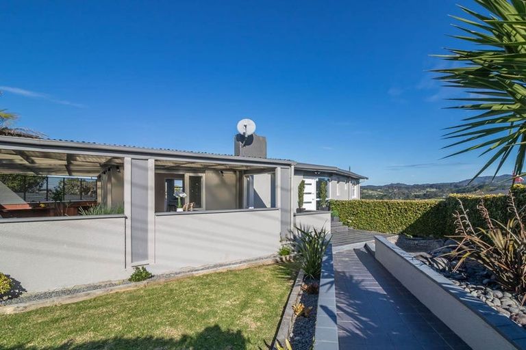 Photo of property in 268 Sturges Road, Henderson, Auckland, 0612