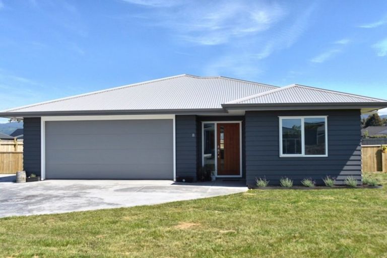 Photo of property in 8 Hartley Avenue, Carterton, 5713