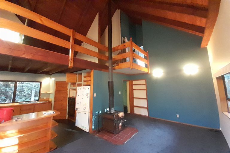 Photo of property in 108 Hinau Road, Waimauku, 0881
