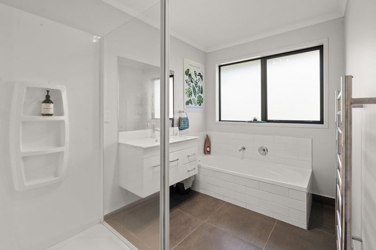 Photo of property in 23 Calla Street, Maungaturoto, 0520