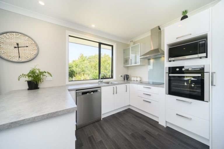 Photo of property in 6 George Street, Bulls, 4818