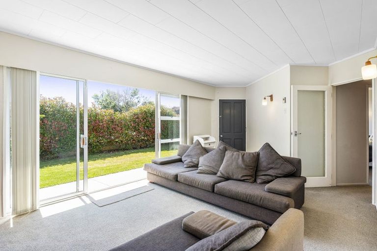 Photo of property in 86 Gray Avenue, Paraparaumu Beach, Paraparaumu, 5032