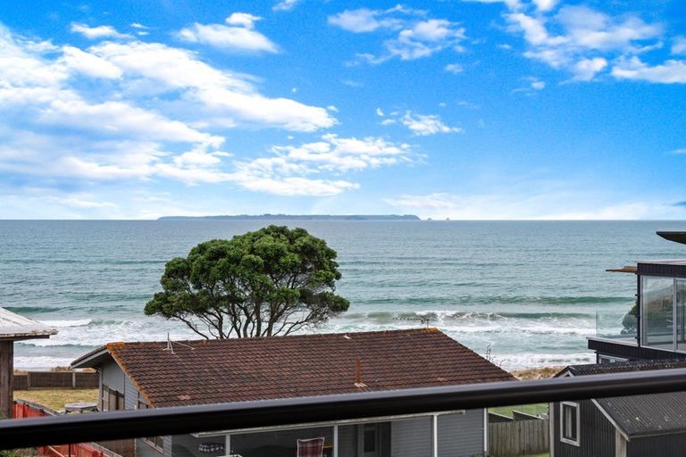 Photo of property in 1337c Papamoa Beach Road, Papamoa Beach, Papamoa, 3118