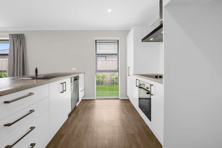 Photo of property in 90 Broadway Parade, Rolleston, 7615