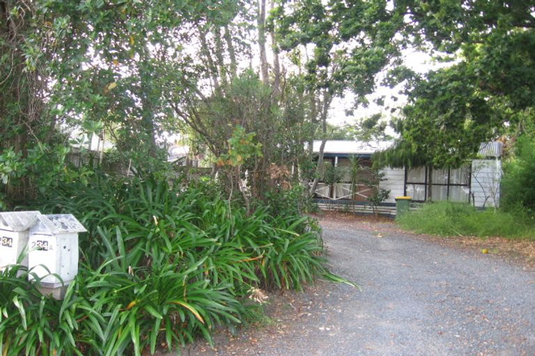 Photo of property in 1/234 Wairau Road, Wairau Valley, Auckland, 0627