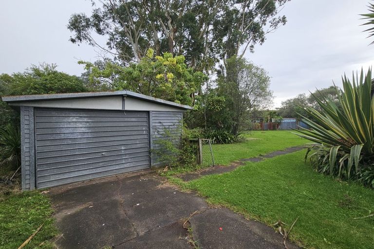 Photo of property in 106 Universal Drive, Henderson, Auckland, 0610