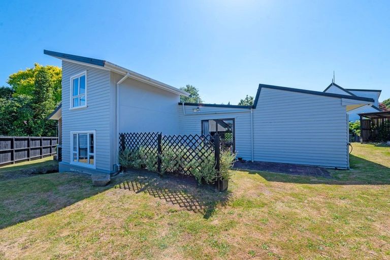 Photo of property in 6 Burn Road, Lynmore, Rotorua, 3010