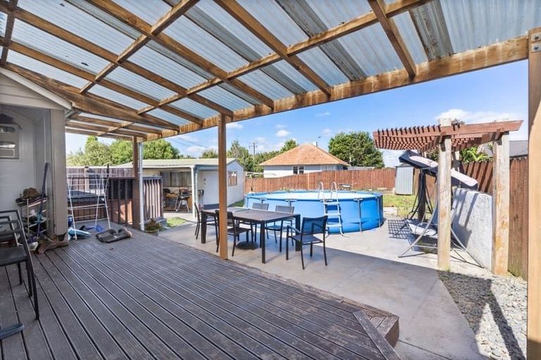 Photo of property in 47 Arimu Road, Papakura, 2110