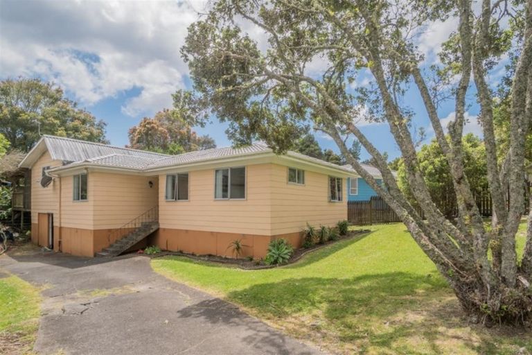 Photo of property in 18 Osman Street, Glen Eden, Auckland, 0602