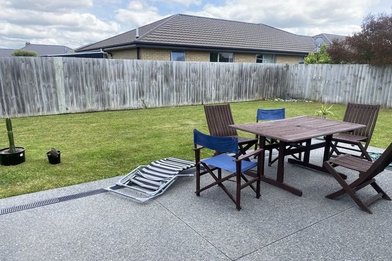 Photo of property in 20 Devlin Avenue, Rangiora, 7400