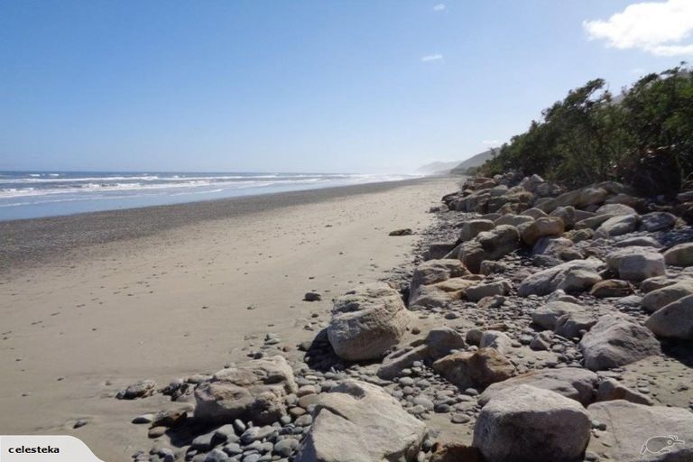 Photo of property in 33 Main Road, Hector, 7822