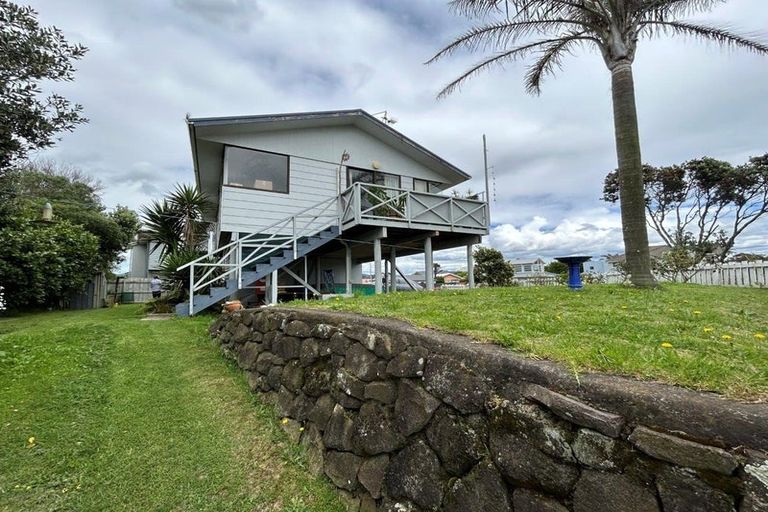 Photo of property in 654 Papamoa Beach Road, Papamoa Beach, Papamoa, 3118