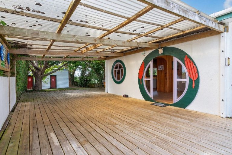 Photo of property in 49 Petley Road, Paparoa, 0571