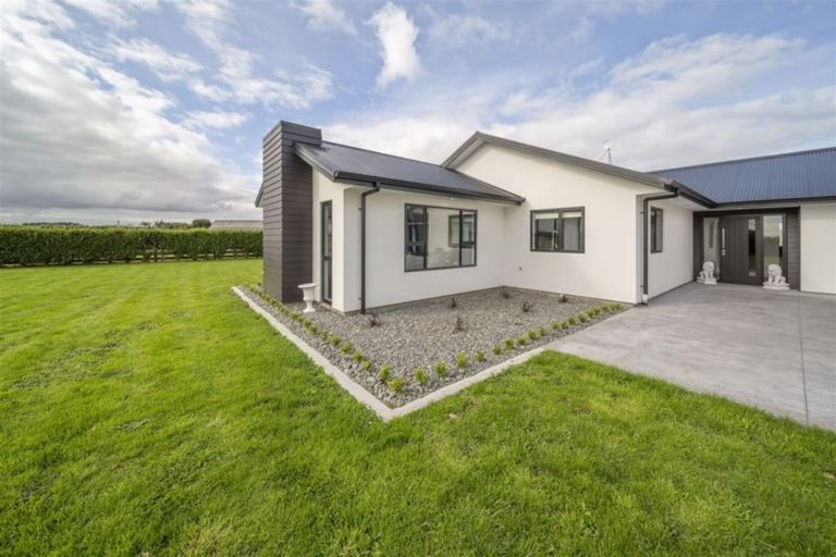Photo of property in 464a Turuturu Road, Hawera, 4674