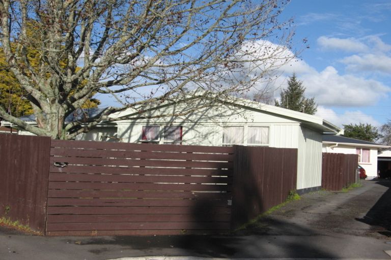 Photo of property in 8a Griffiths Place, Claudelands, Hamilton, 3214