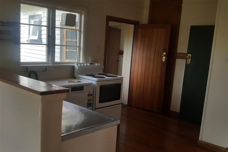 Photo of property in 50 Cameron Street, New Plymouth, 4310