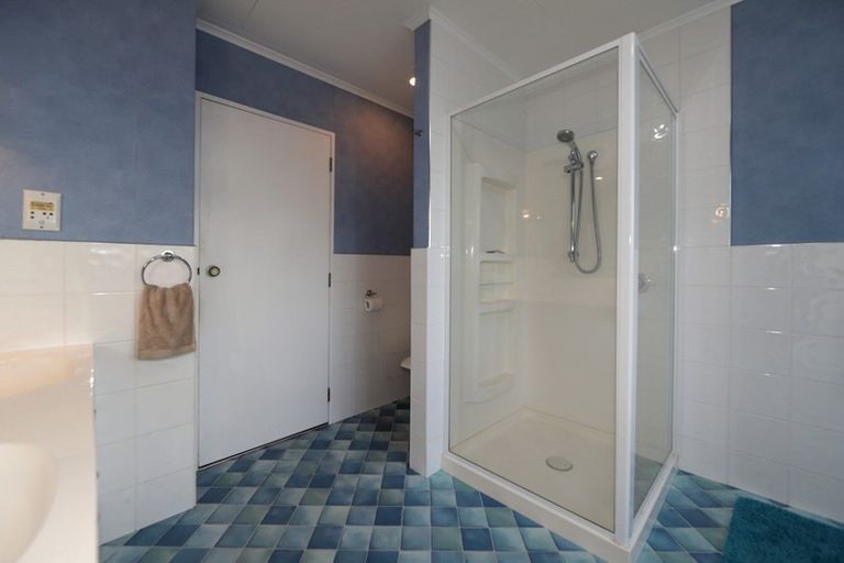 Photo of property in 28 Ranfurly Street, Tamatea, Napier, 4112