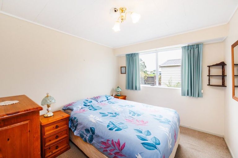 Photo of property in 24b Cargill Grove, Kelvin Grove, Palmerston North, 4414