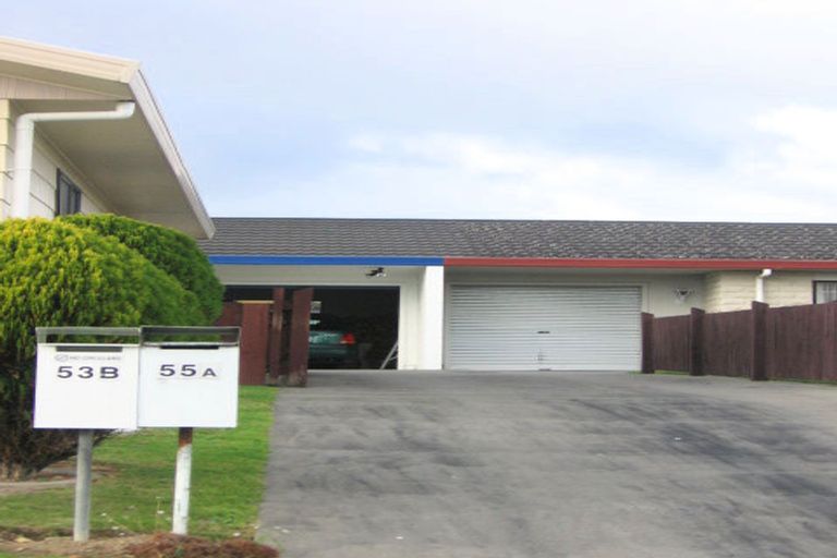 Photo of property in 53b Chatsworth Place, Highbury, Palmerston North, 4412