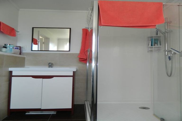 Photo of property in 73 Chartwell Avenue, Glenfield, Auckland, 0629