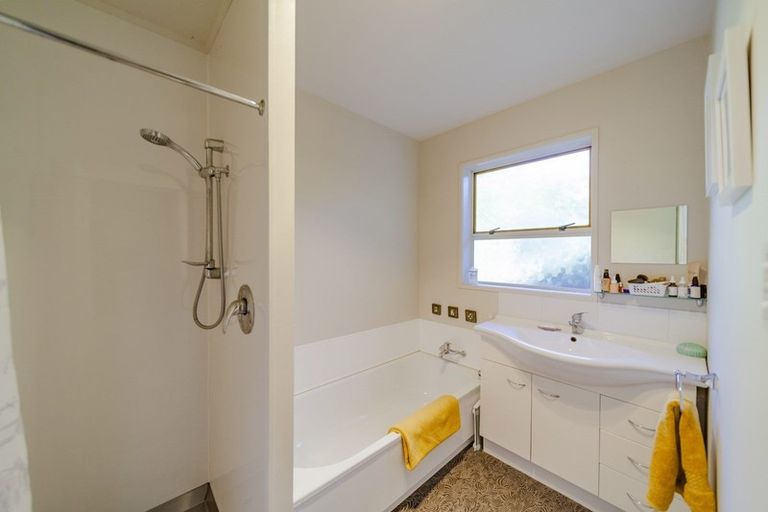 Photo of property in 74 Greenwood Road, Havelock North, 4130