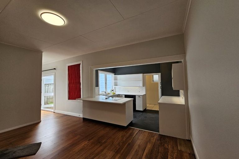 Photo of property in 105 Elizabeth Street, Mount Victoria, Wellington, 6011