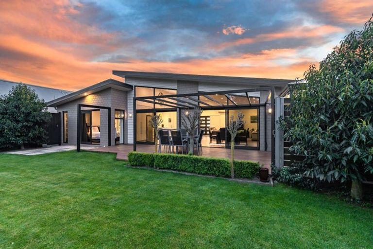 Photo of property in 44 Ruapani Street, Marshland, Christchurch, 8083