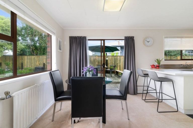 Photo of property in 1/50 Robertson Street, Glenholme, Rotorua, 3010