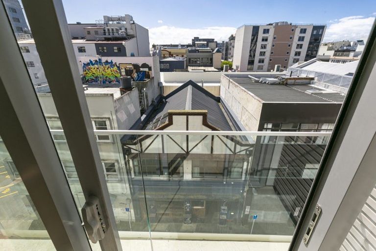 Photo of property in Monvie Apartments, 405/15 Holland Street, Te Aro, Wellington, 6011