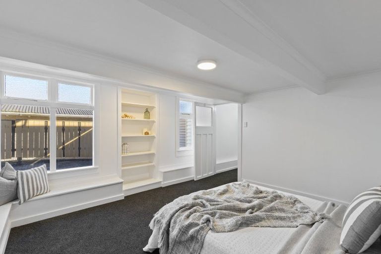 Photo of property in 16 Bulteel Street, New Plymouth, 4310