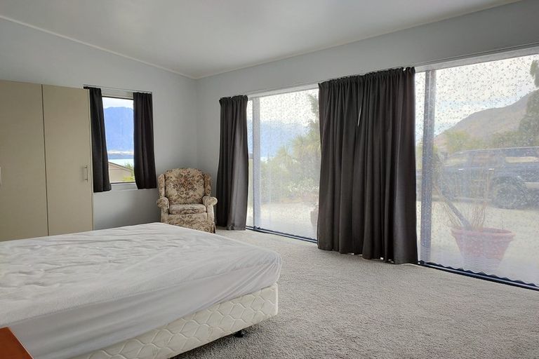 Photo of property in 1-3/1 Matakauri Place, Fernhill, Queenstown, 9300